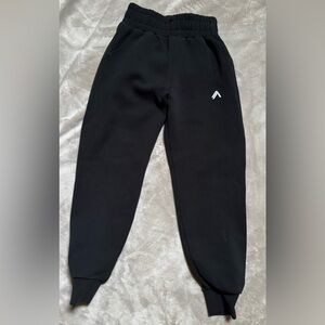Alphalete Black Jogger Pants